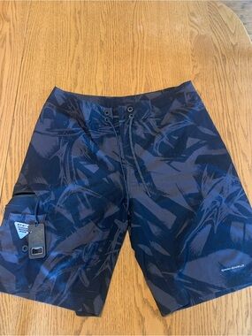 Columbia Black Patterned Swim/Board Shorts (34in)
